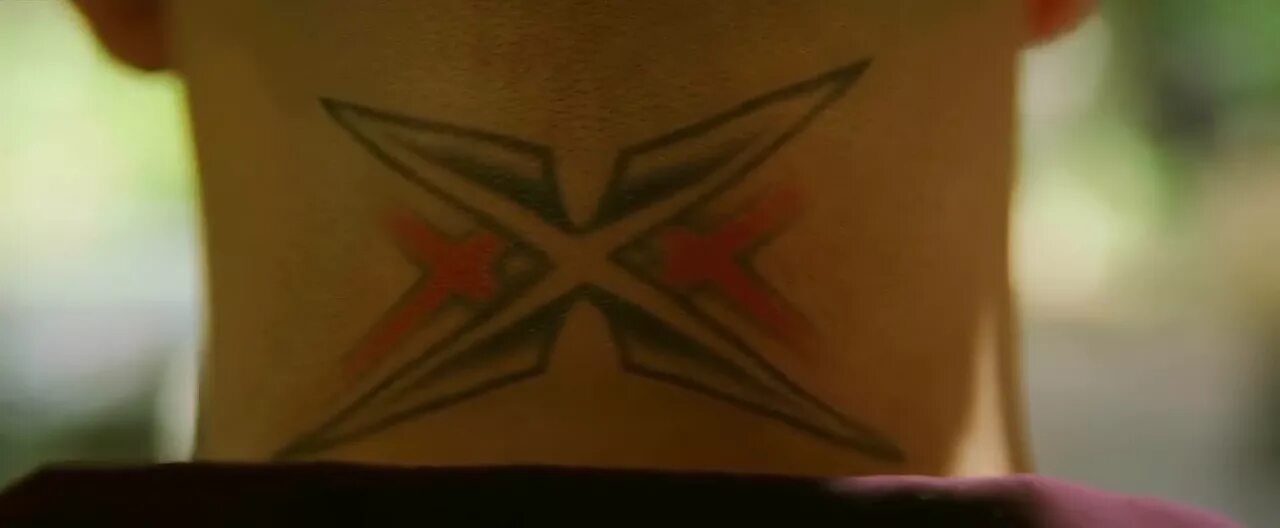 вин дизель тату 3 икса. вин дизель тату 3 икса. три икса мировое господство ксандер кейдж. наколка 3 икса. тату вин дизеля в фильме 3 икса.