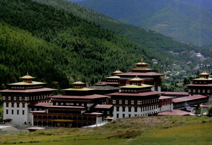 Королевство бутан, Тхимпху. Бутан столица Тхимпху. Бутан Ташичо дзонг. Бутан Тхимпху климат. Бутан п