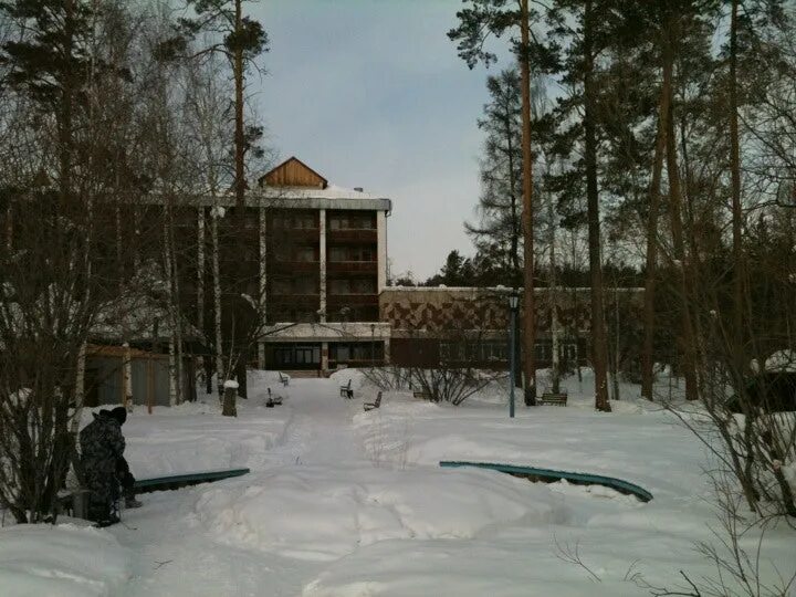 Санатории братска крылатый. Санаторий Юбилейный Братск. Юбилейный санаторий Иркутская область. Крылатый Братск санаторий. Лагерь г.Братск Юбилейный.