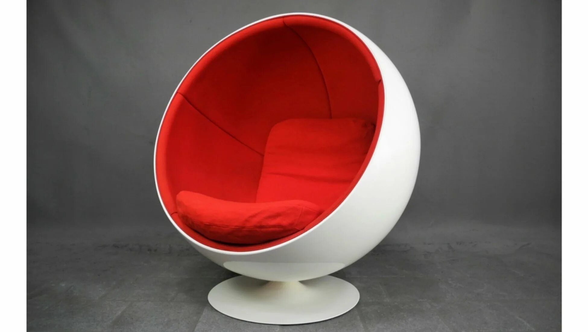 Ое кресло. Ээро Аарнио. Ball Ээро Аарнио. Кресло "Globe" (шар) Ээро Арнио (1965). Ээро Аарнио кресло шар.