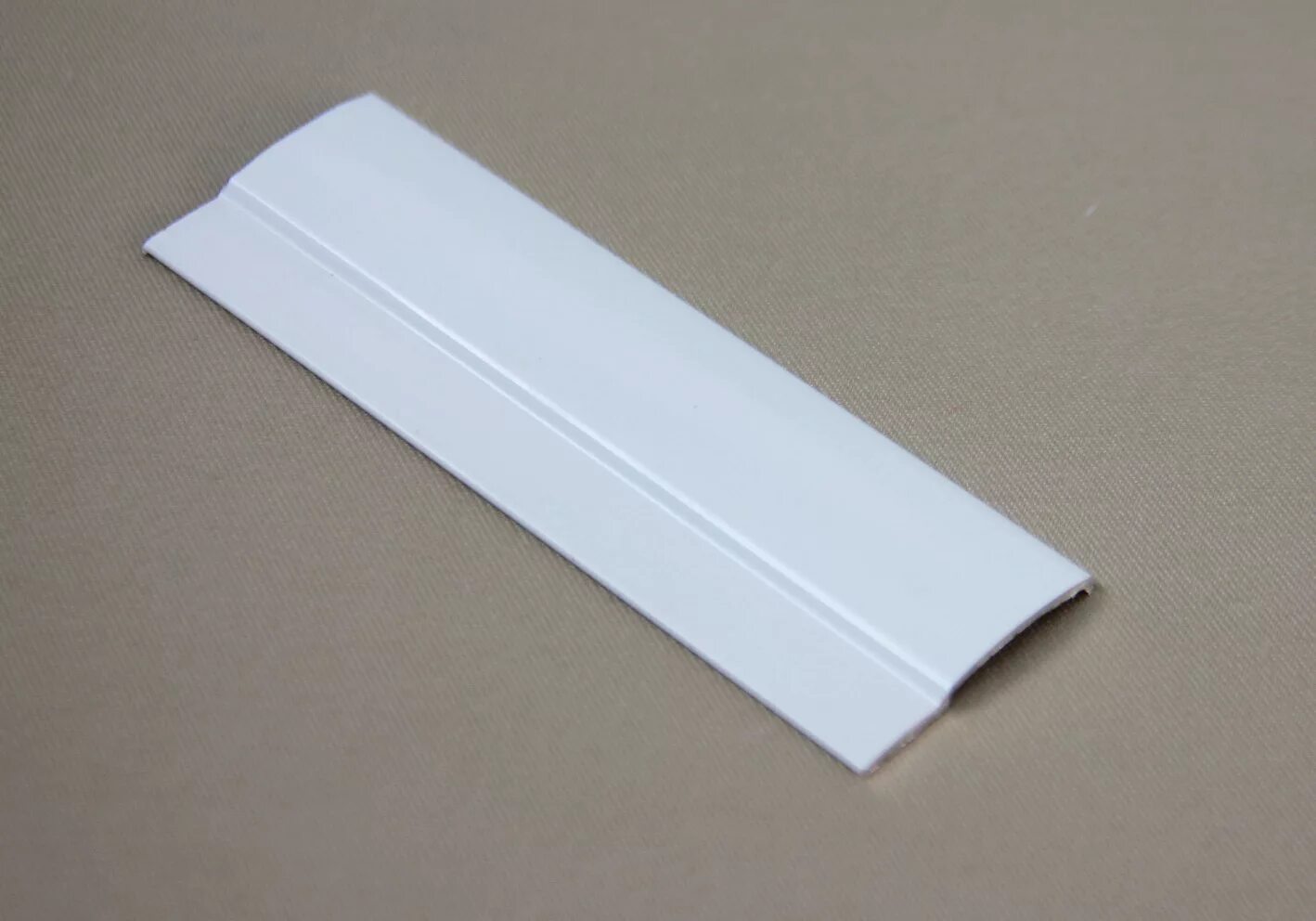 Направляющая 1м. Направляющая плоская алюминиевая Uni 1 l=4 м белая (алюминий). Направляющая плоская Uni 1. Направляющая плоская Uni 1 l=4 м белая. Направляющая плоская алюминиевая Uni 1.
