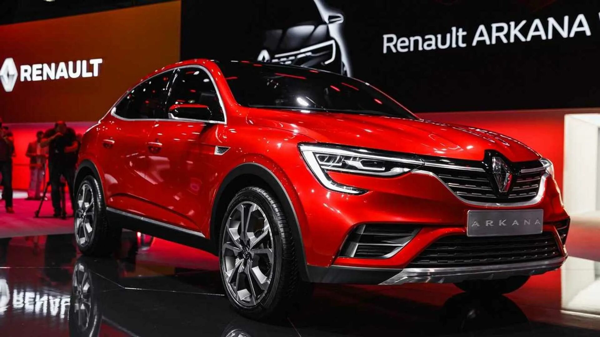 Рено аркана характеристики. Renault Arkana 2020. Рено аркана реклама. Рено аркана официальный дилер. Рено Модельный аркана.