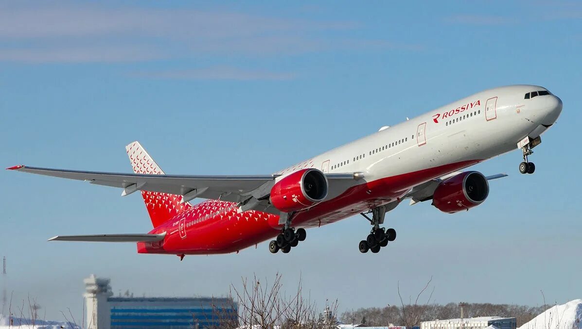 Авиакомпания Россия Боинг 777-300. Авиакомпания Россия Боинг 777. Боинг 777 300er авиакомпания Россия. Боинг 777 красный.