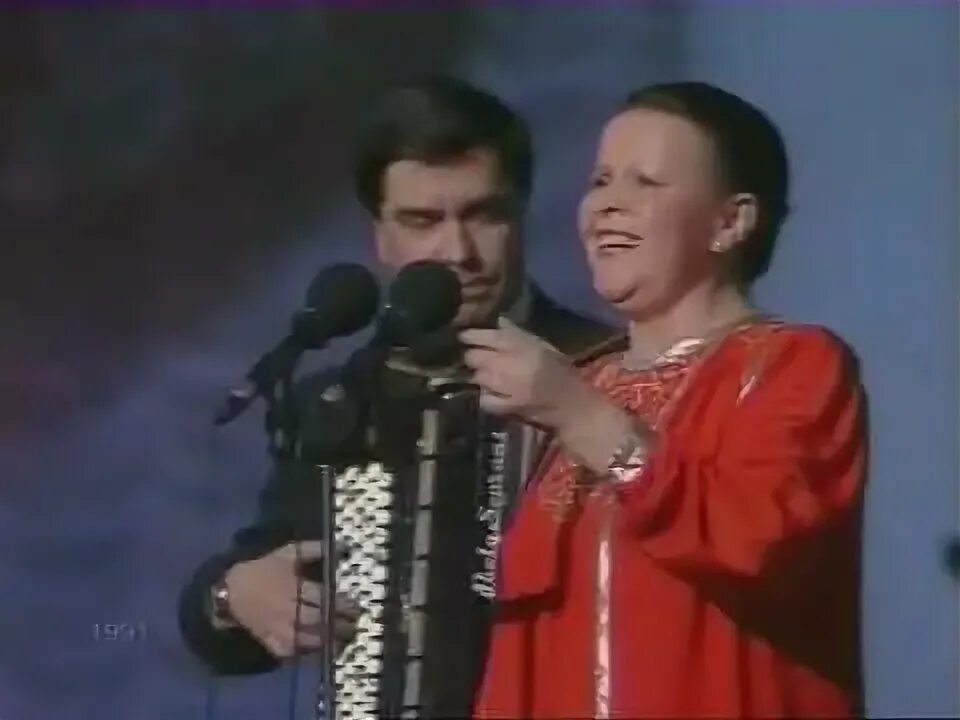 На муромской дорожке русланова. Песня по мурманской дорожке. На муромской дорожке русланова. На муромской дорожке стояли три сосны. По муромской дорожке графика.