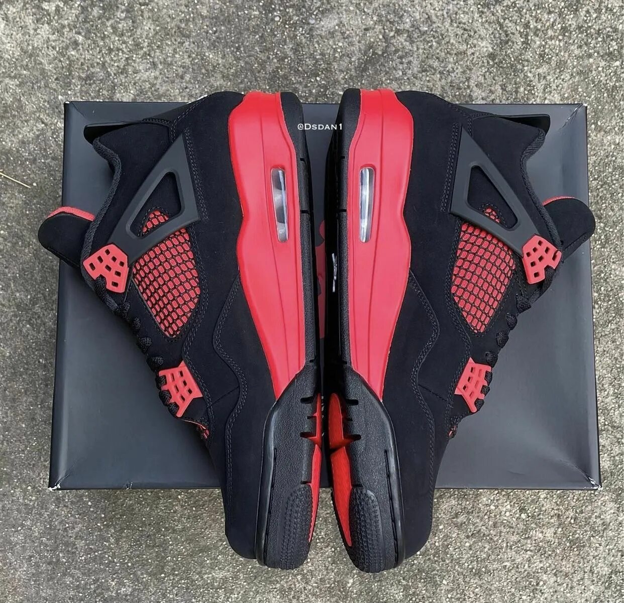 Jordan thunder. Air jordan 4 red thunder. jordan 4 red. nike jordan 4 crimson. air jordan 4 crimson.