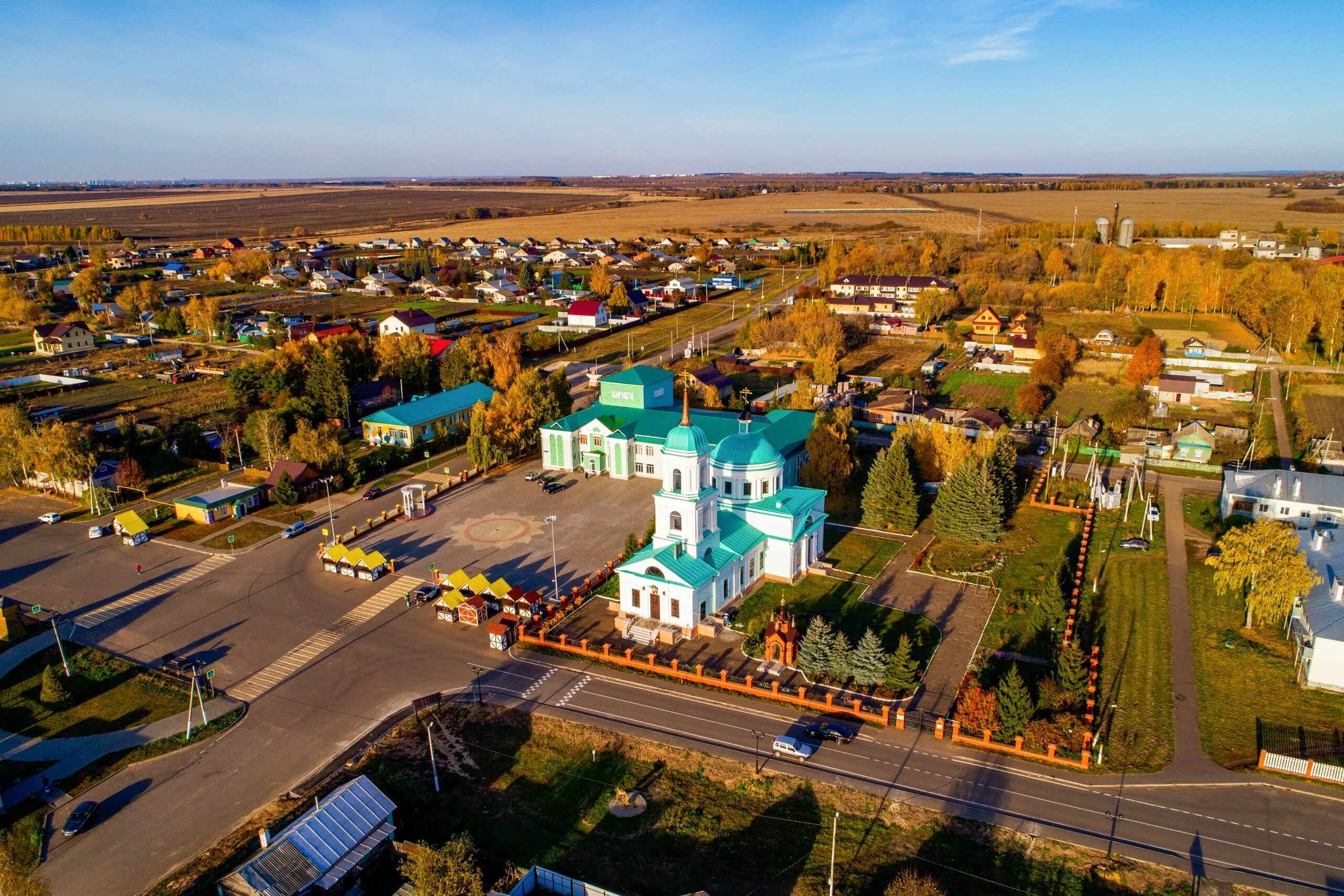 Русское никольское. Село Никольское Казань храм Николая Чудотворца. Лаишевский район село Никольское Церковь. Село русско Никольское Лаишевский район. Церковь село Никольск Лаишевского района.