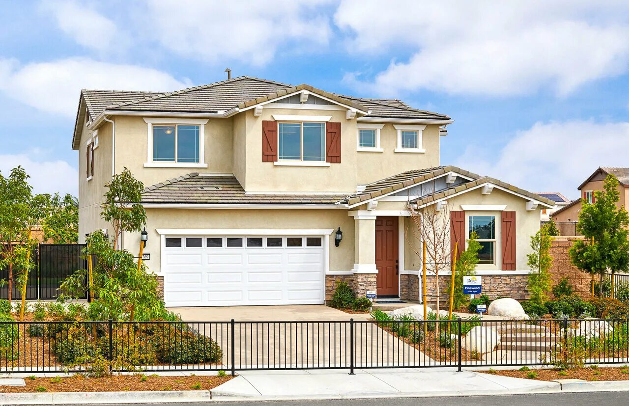 Zillow дома. огайо недвижимость. американский дом 2000. недвижимость сша zillow. особняк вестчестер-хауз, коннектикут, сша.