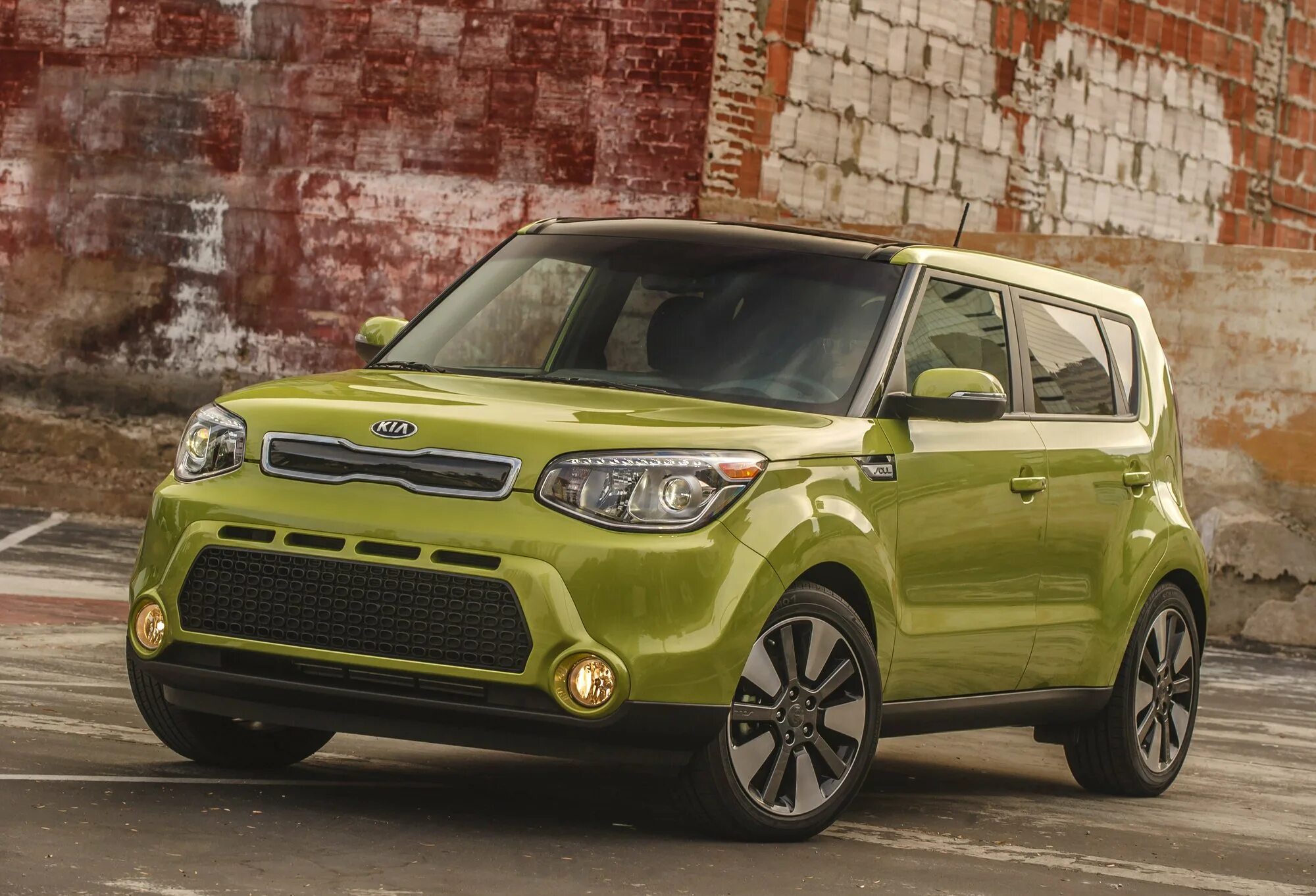 1 автомобиль киа. Kia Soul 1.6. Kia Soul CRDI. Kia Soul 2 Gen. Моделька Киа соул.