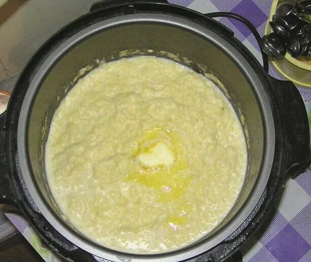 Как приготовить вкусную кашу в мультиварке. Каша пшено на молоке в мультиварке. пшенная каша в мультиварке редмонд. пшённая молочная каша в мультиварке. пшённая каша на молоке в мультиварке.