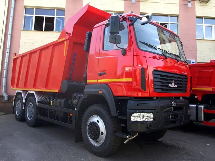 4 самосвал маз. Маз 651328-570. маз-651328-8570-000. новый маз самосвал. новый маз самосвал 2025г.