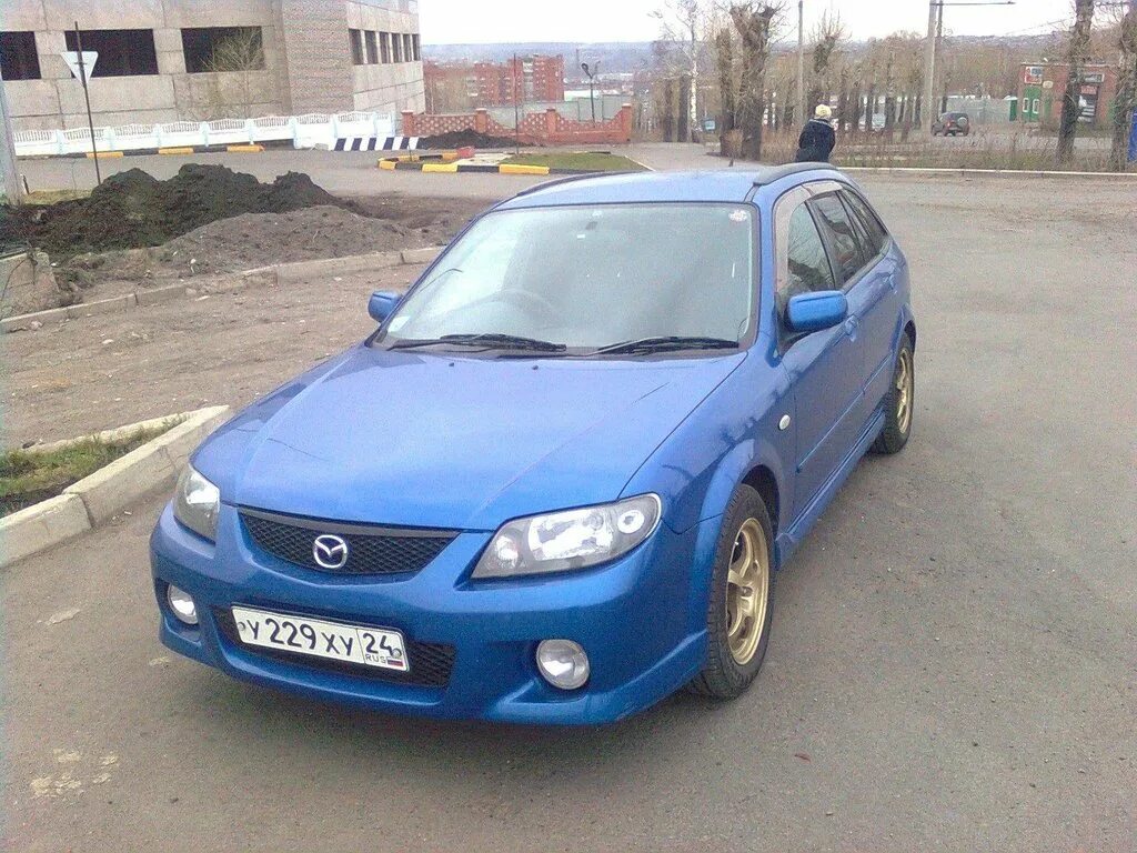 Mazda familia 323 хэтчбек. Мазда фамилия 2003. Мазда фамилия 2007 год. Мазда фамилия s Wagon.