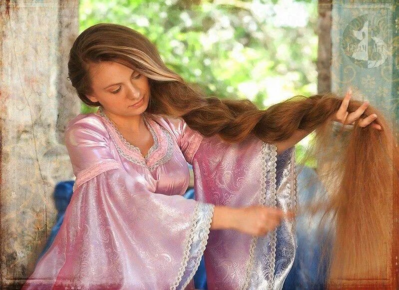 Славяне русичи язычество. Красивые русские девушки. Фотосессия девушки с длинными волосами. Славянские женщины. Красивые русские женщины.