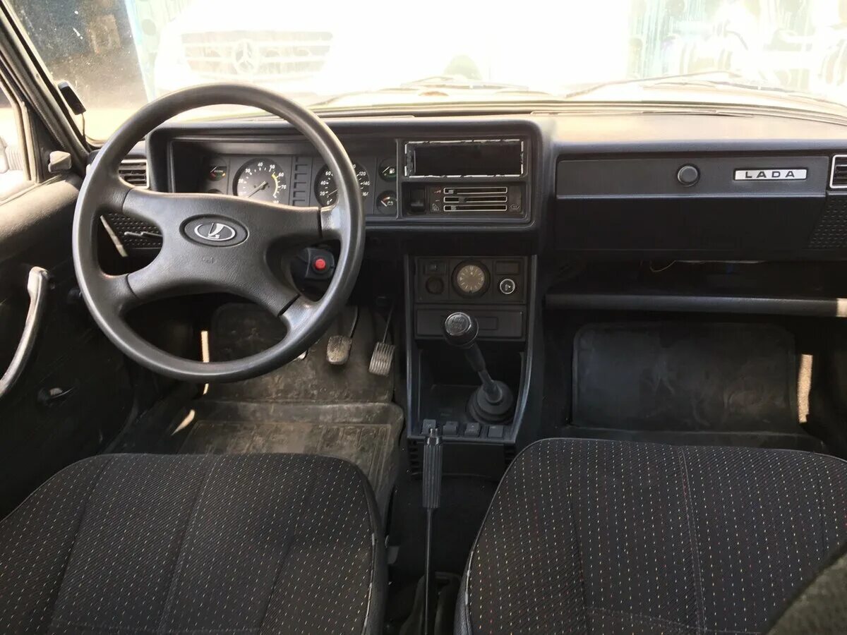 Ваз 2107 инжектор салон. Ваз 2107 1993 года салон. Ваз 2107 2008 года салон. Ваз 2107 инжектор салон. Ваз 2107 люкс.