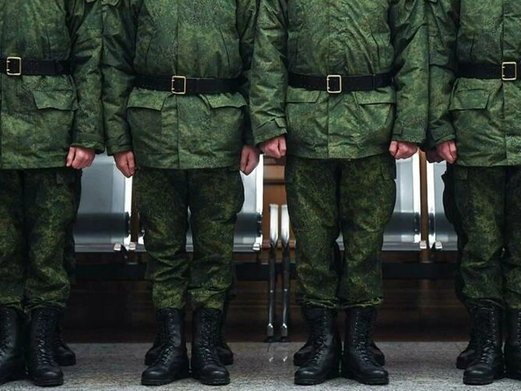 Военную форму выдают