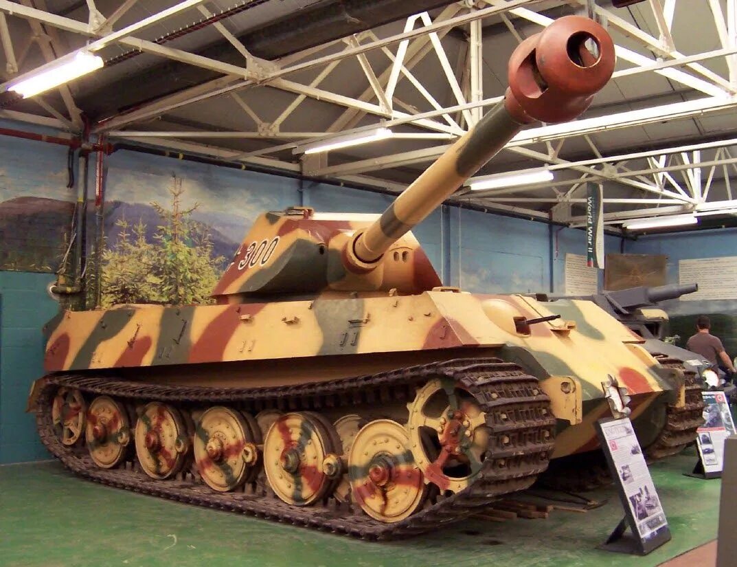 Королевскийттигр порше. Башня тигра порше. Королевский тигр порше и хеншель. Тигр 2 с башней порше. Танк тигр 2 порше.