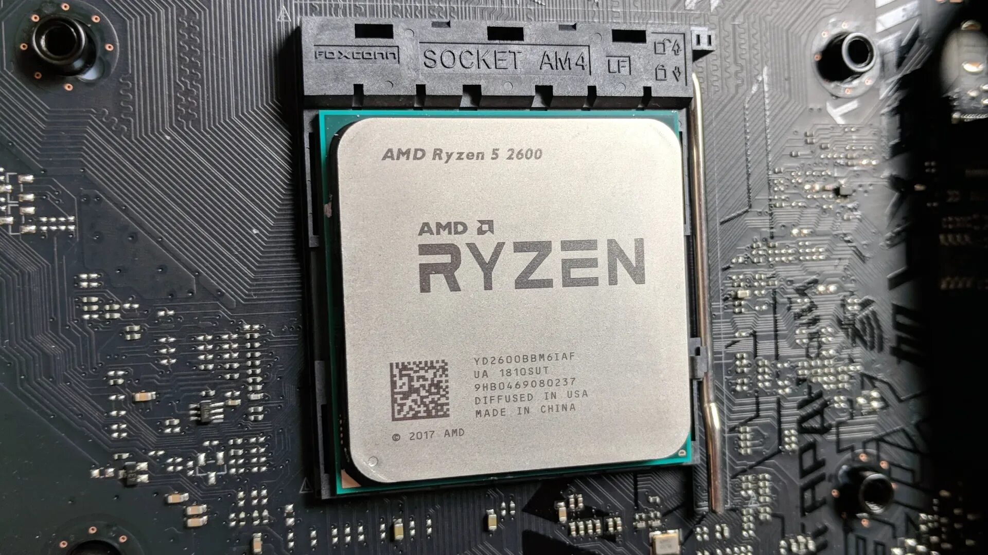 Amd 3 и amd 5. Amd ryzen 5 2600. процессор amd ryzen 5 2600x. ryzen 5 2500x. amd ryzen 5 2600 six-core processor.