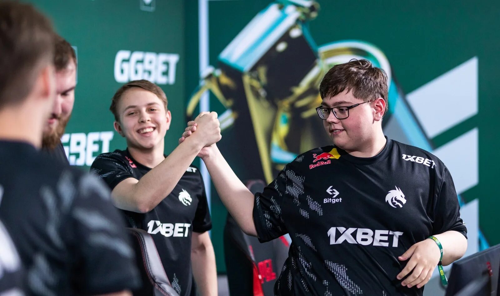 Radan team spirit. Тим спирит 2025. team spirit состав 2025. magixx спирит. тим спирит кс го состав.