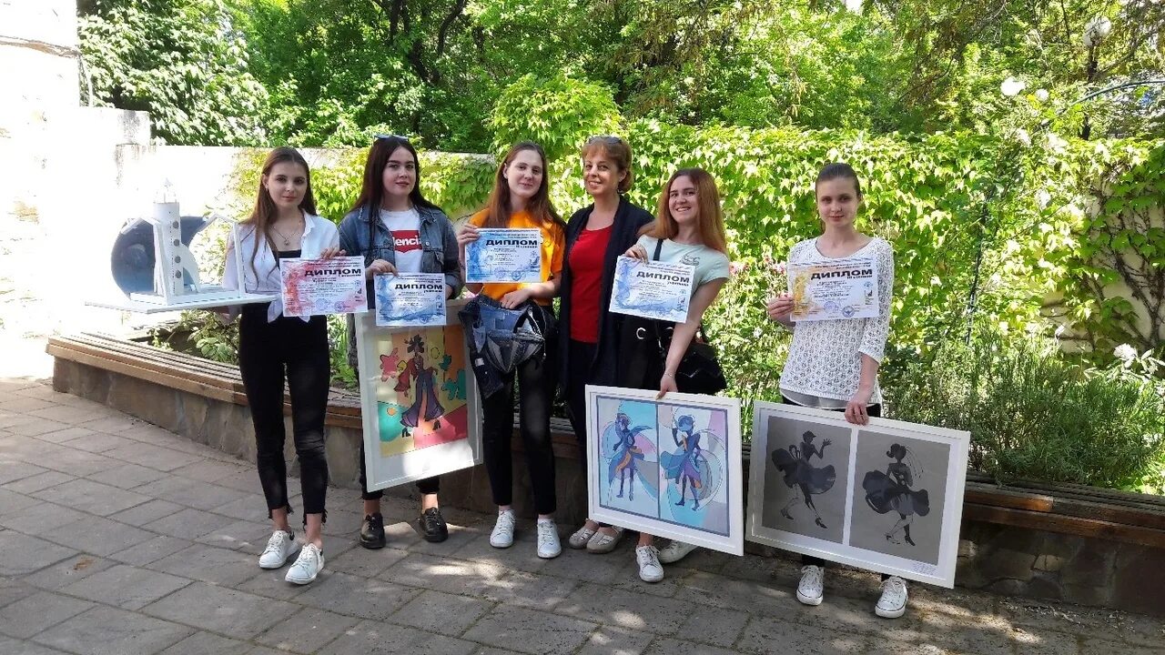 Кубгу архитектуры и дизайна. Кубгу архитектуры и дизайна. Полихромная графика архитектура. Кубгу архитектурный факультет. Улица лизы чайкиной 2/2 факультет.