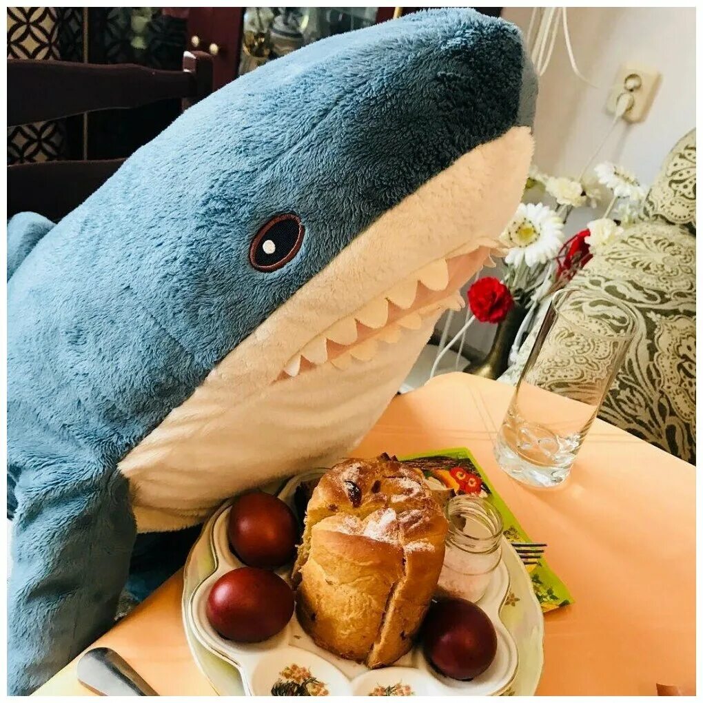 икеевская акула. Blahaj акула икеа. акула блохэй из ikea. акула блохэй икеа. плюшевая акула ( 90 см ).