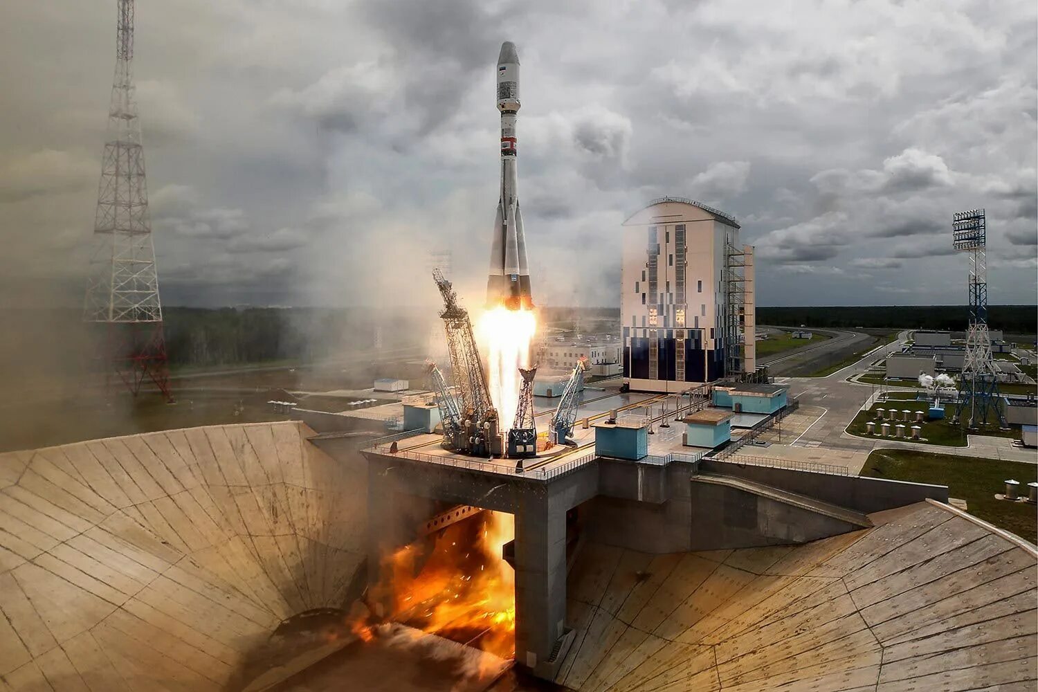 Название первого космодрома. Космодром Восточный Амурская область. Космодром Восточный 2021. Амурская область Байконур Восточный. Стартовый комплекс космодрома Восточный.