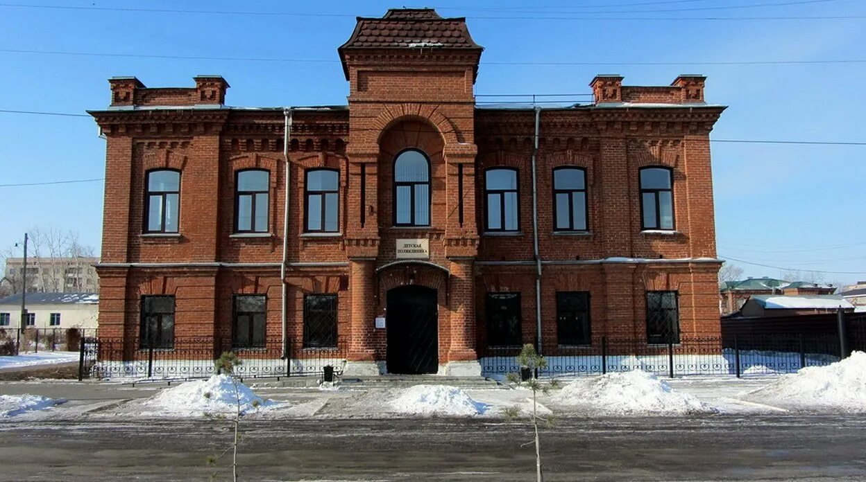 карамболь каменка пензенская. драматический театр уссурийск. пенза дом учителя на володарского. улица володарского 46 ярославль. ул володарского имя.