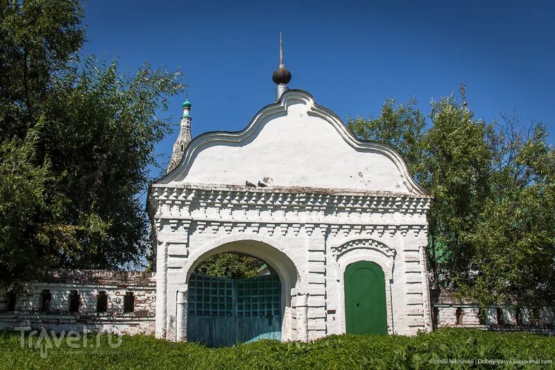Кидекша и дивеево 4. Кидекша святые ворота. церковь бориса и глеба в кидекше. кидекша достопримечательности. кидекша достопримечательности фото.