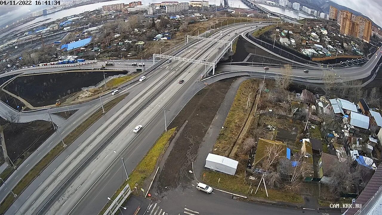 В красноярске на николаевском мосту. Проект развязки Волочаевская Красноярск. Николаевский мост Красноярск. Съезд с Николаевского моста на Пашенный в Красноярске. Дорожная развязка.