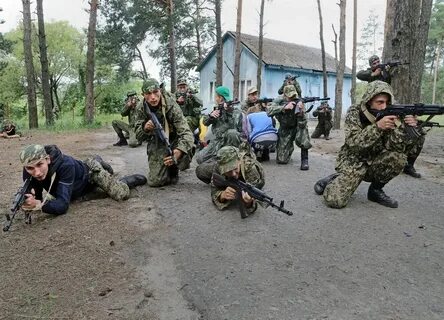 20 военнослужащих