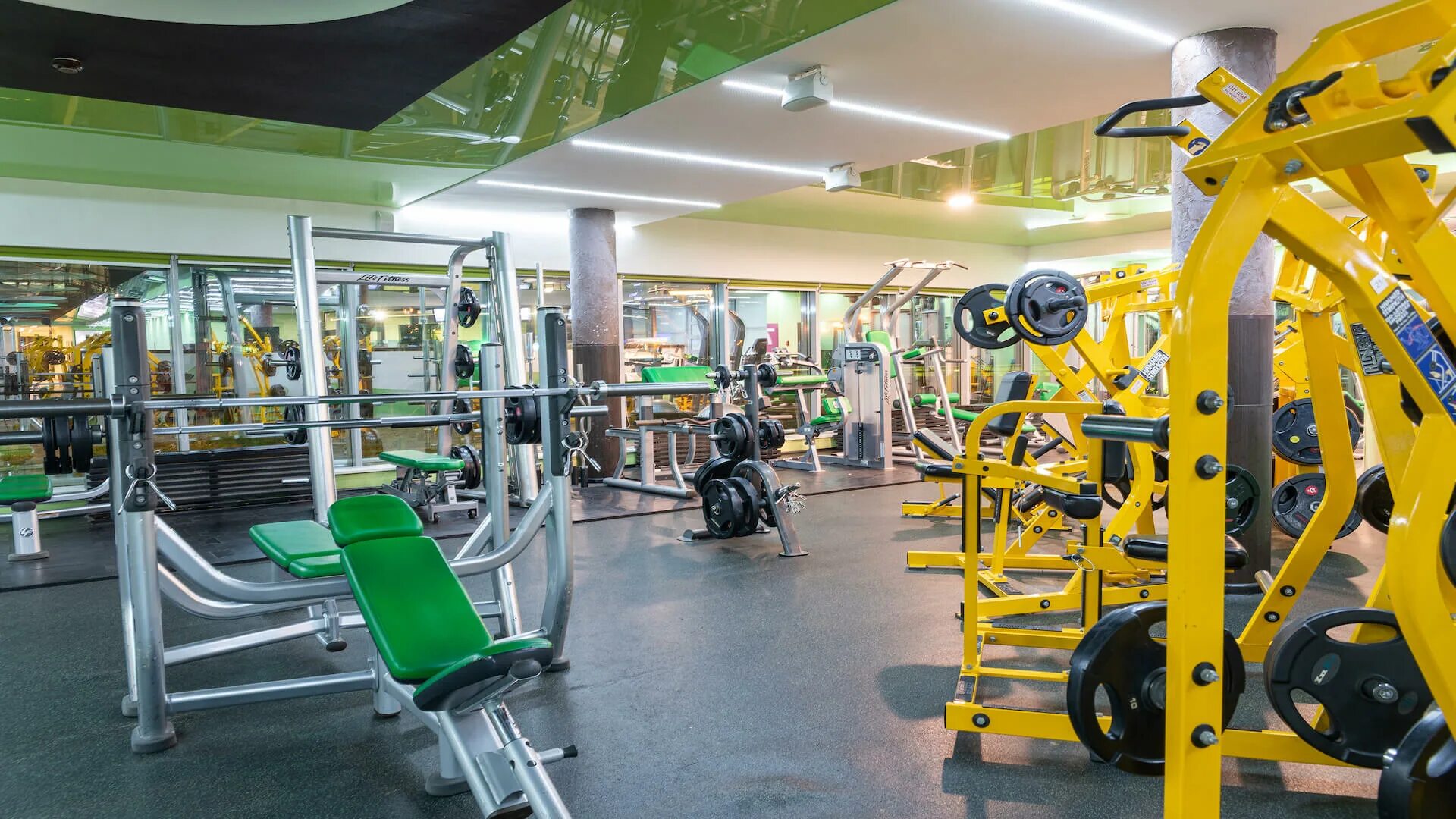 , 5а, корп. Фитнес клуб рядом. Фили град спортзал. Fusion fitness на ул барклая. Фитнес клуб фили.