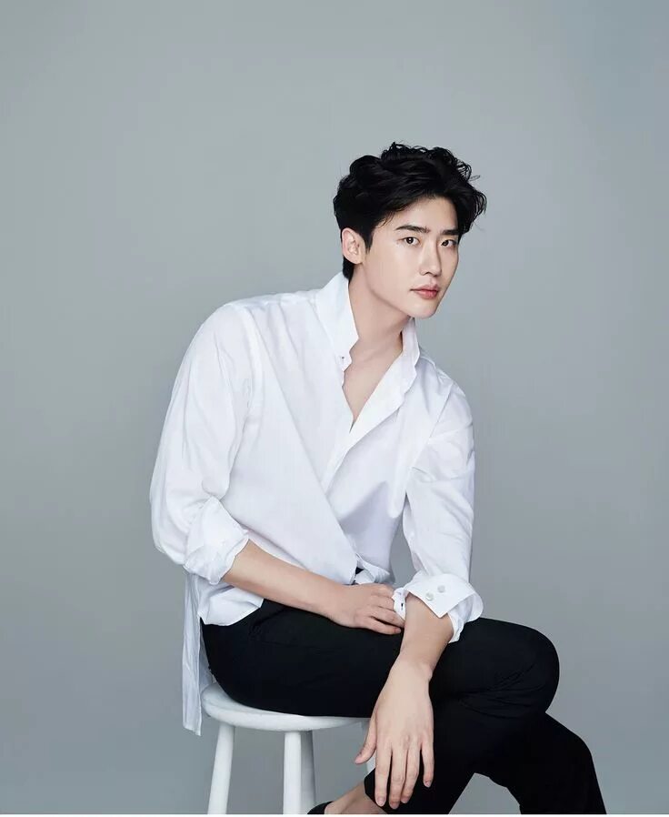 Lee jong suk. Lee Jong Suk | 이종석 2018. Lee Jong Suk 2020. Lee Jong Suk чб.