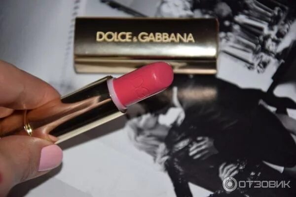 Dolce gabbana the only matte. Lipstick 220 dolce gabbana. губная помада дольче габбана the only one. помада дольче габбана 220 lovely peony. dolce gabbana the only one помада lovely peony 220.