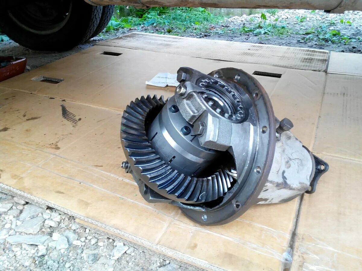 Дифференциал нива шевроле. Четырех сателлитный дифференциал на ниву. Блокировка межосевого дифференциала нива. Дифференциал нива шевроле. Дифференциал нива шевроле.