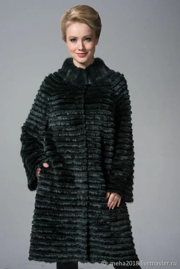 Шуба из чернобурки на трикотажной основе. Пальто из норки на трикотажной основе. Основа шубы. Шуба на трикотажной основе. Elena furs белая шуба норка.