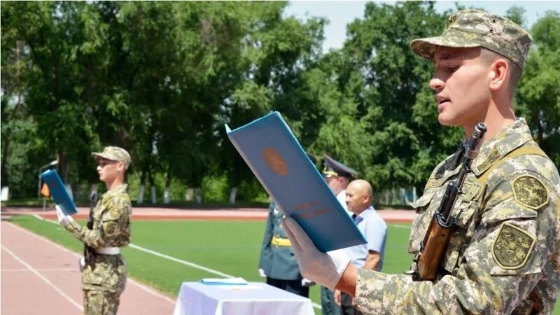 Присяга республики казахстан. Присяга республики казахстан. Присяга республики казахстан. Присяга на казахском. Присяга республики казахстан.