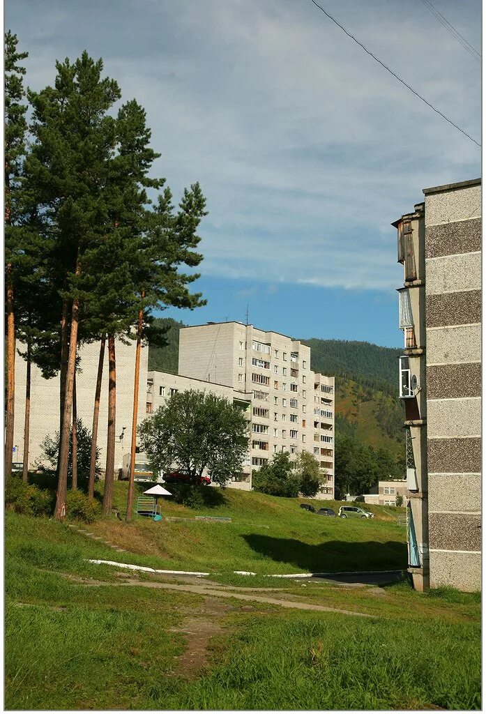 Пгт черемушки. Пос черемушки хакасия. саяногорск пгт черемушки. поселок черемушки республика хакасия. город саяногорск и посёлок черёмушки.