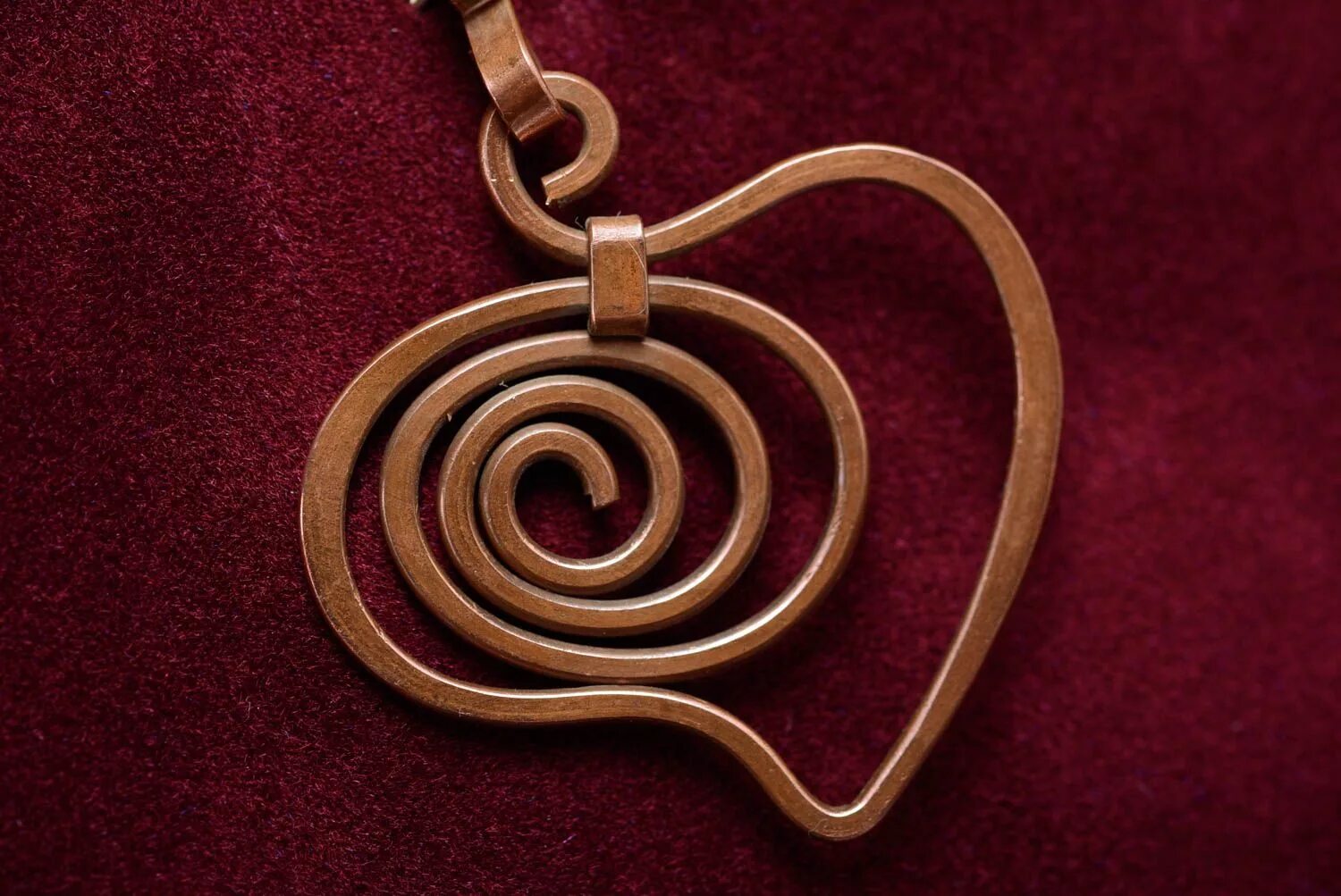 Кулон из медной проволоки. Техника wire wrap. кулон из меди. подвеска из медной проволоки. wire wrap кулон.