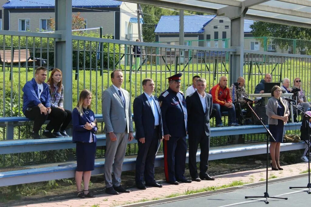 Юбилейная сахалин. Гостиница долина в долинске. Сайт лагеря юбилейный березняки. Юбилейный южно-сахалинск гостиница южно. Гостиница южно-сахалинская южно сахалинск.