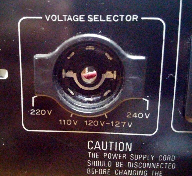 Selector рабочее. Селектор напряжения. technics 9010 вид voltage selector. voltage selector в музыкальном центре. вольтаж селектор 220,127,off.