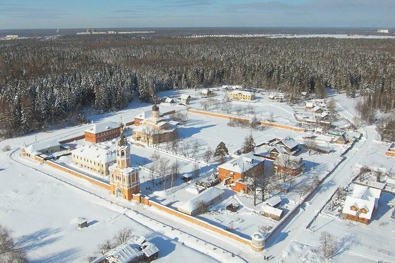 Троице одигитриевская пустынь троице одигитриевский ставропигиальный. Троице-Одигитриевская Зосимова пустынь. Троицко-огидировская Зосимова пустынь. Зосимова пустынь женский монастырь. Монастырь Зосимова пустынь Наро-Фоминский.