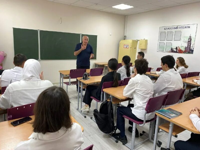 обучение махачкала. курсы каллиграфии в махачкалы инстаграм. обучение махачкала. новый начальник управления образования города махачкала. школа 53 сочи.