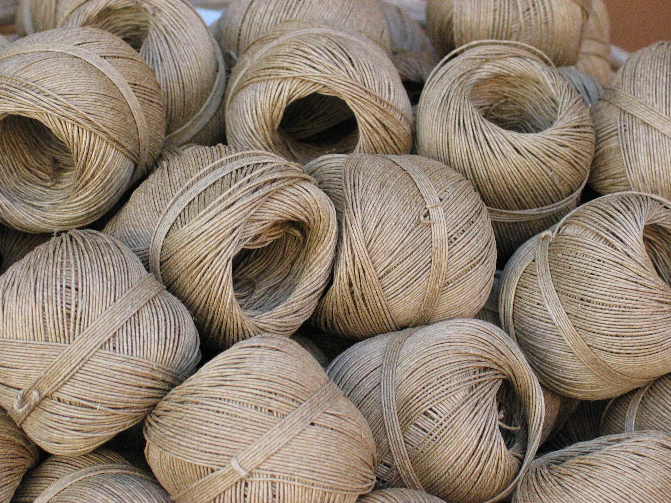 Шпагат (нить, пряжа) джутовый. Изделия из джута. Джут волокно. Нитки из натуральных волокон.