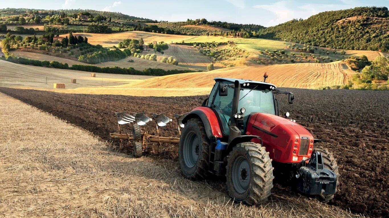 Дойч фарм трактор. Трактор Нью Холланд с плугом. Трактора Fendt пахота. Трактор New Holland пахота.