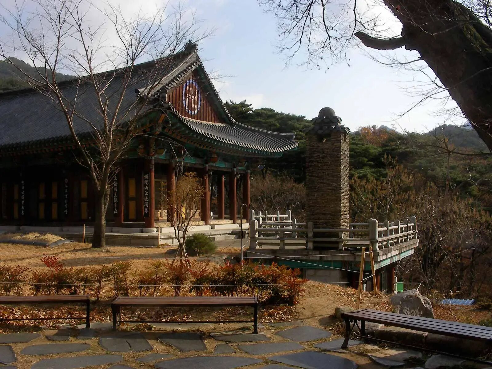 Тэгу. Монастырь Хэинса Южная Корея. Город тэгу в Корее. Храм Тонхваса в тэгу. Тэгу Южная Корея достопримечательности.
