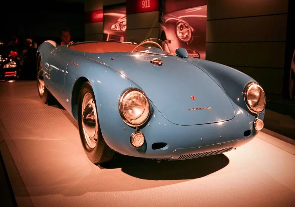 Машина произносится. Порше 550 Спайдер 1954. Porsche 695. Порше 1896.