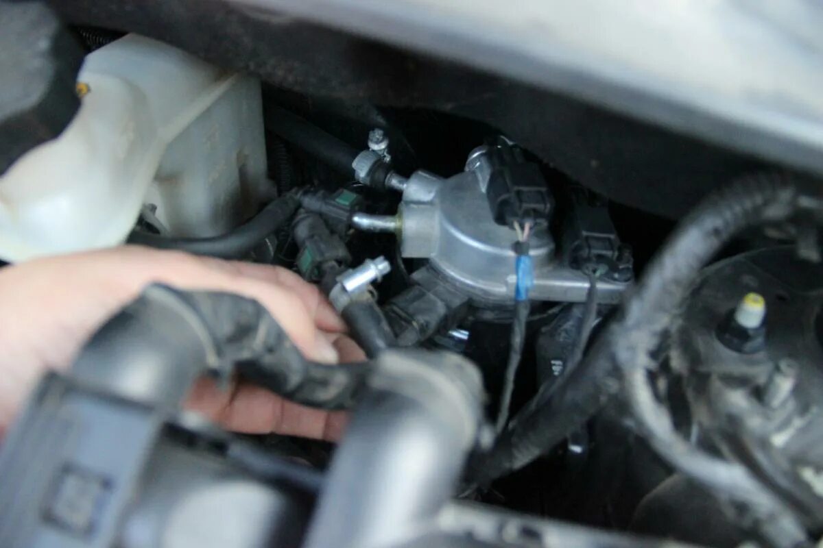 Замена топливного фильтра - KIA Sportage (3G), 2 л, 2013 года расходники DRIVE2