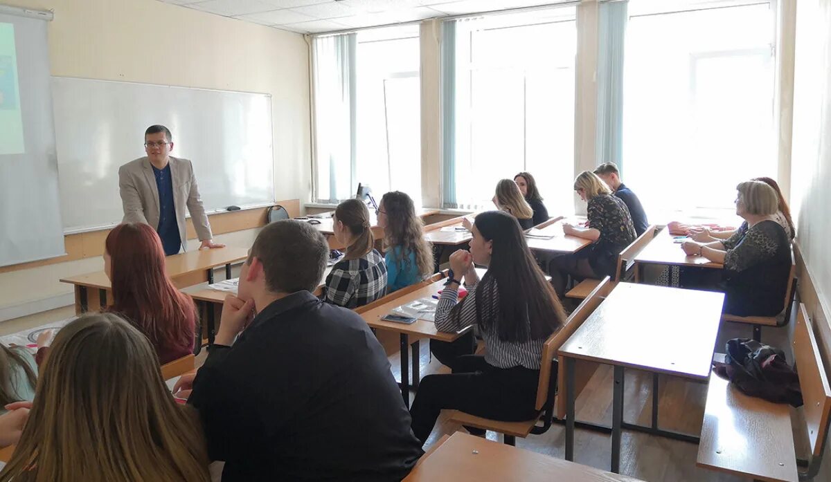 Ткуик тобольская. Санкт-петербургский колледж управления и коммерции. Колледж менеджмента сочи. Менеджмент колледж спб. Менеджер колледж.