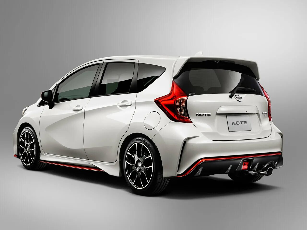 Ниссан ноте нисмо. Nissan Note Nismo 2015. Nissan Note e12 Nismo s. Nissan Note 2020 Nismo.