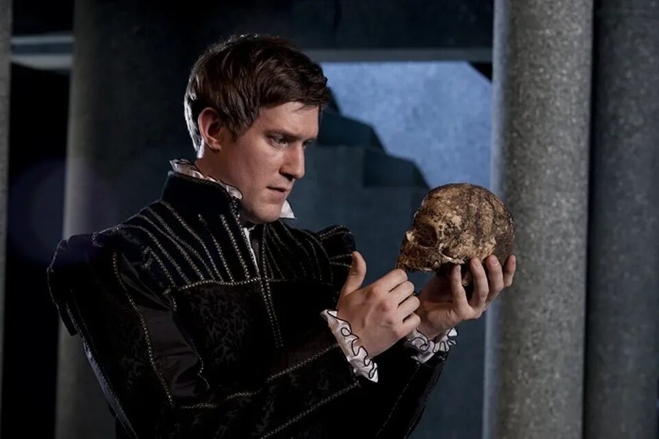 Hamlet to be or