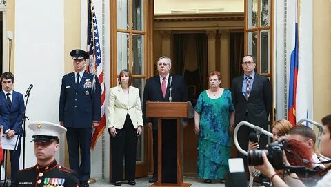 Поздравление с новым посольства сша