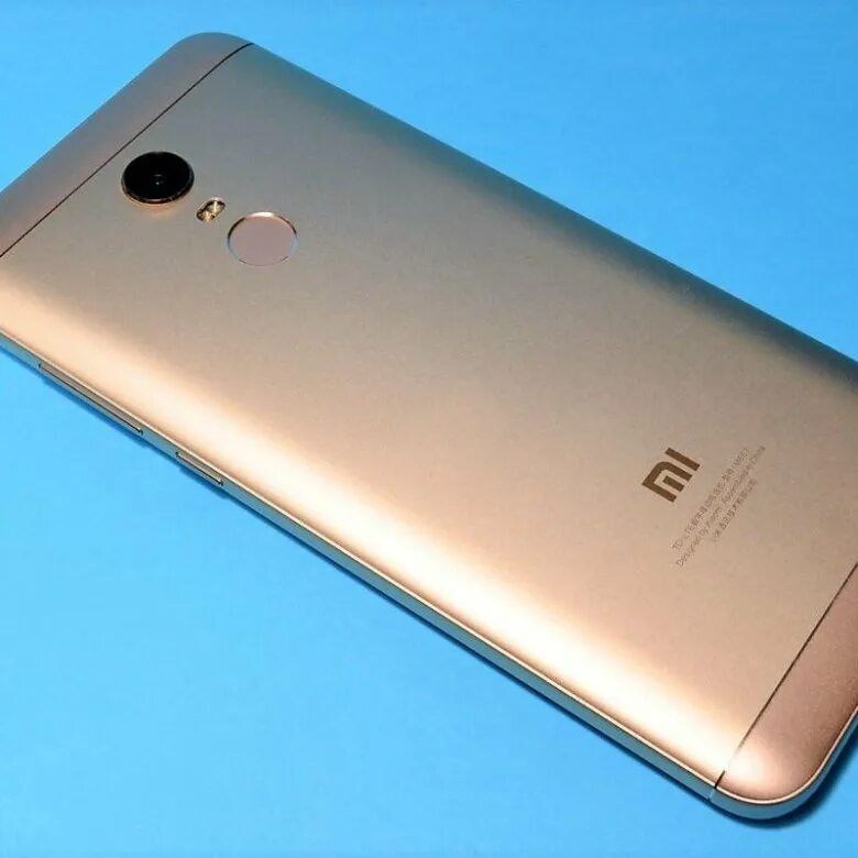 Xiaomi золотистый. Xiaomi Redmi 5. Xiaomi Redmi 5 Plus. Xiaomi Redmi 5 Plus 32gb. Смартфон Xiaomi Redmi 5 3/32gb.